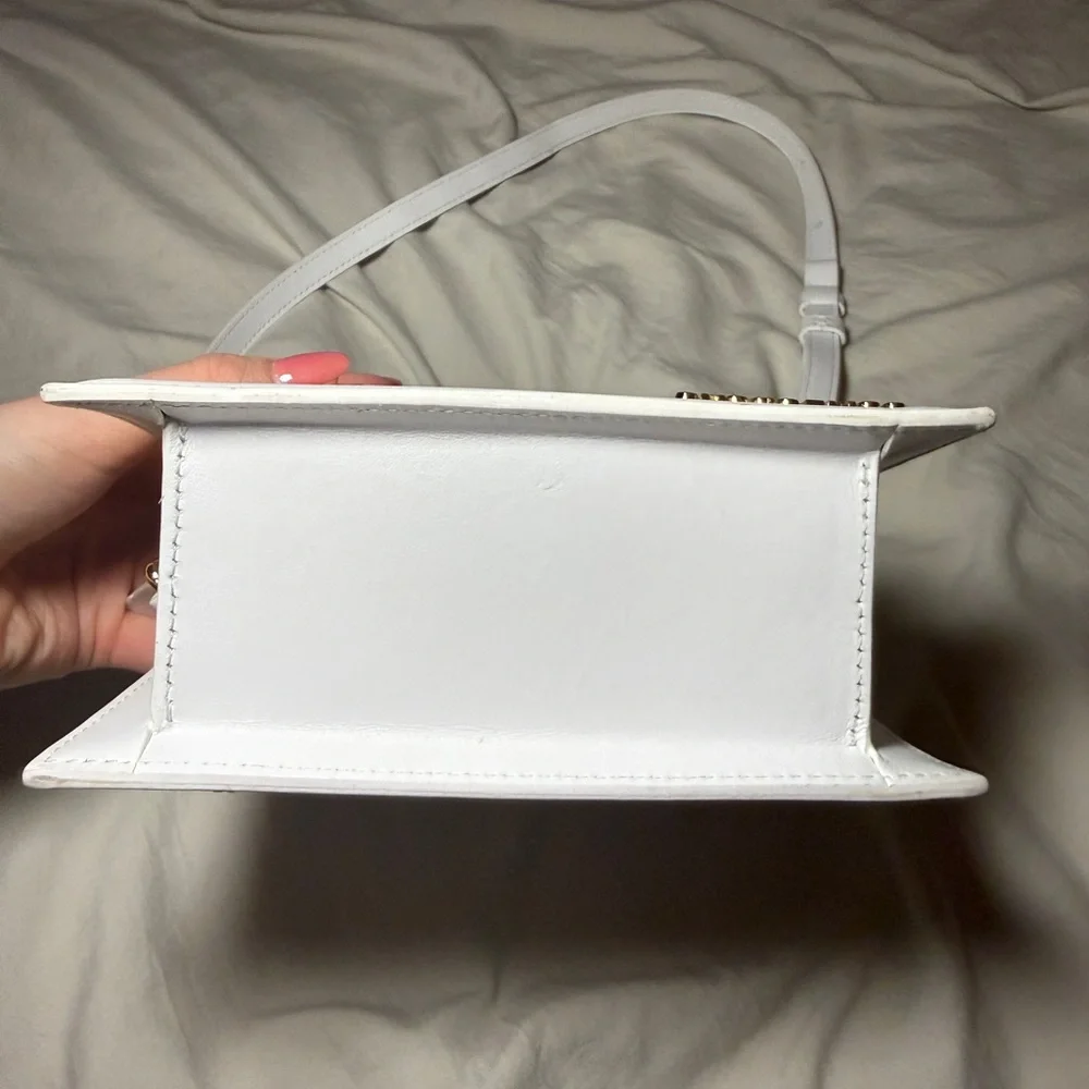 Jacquemus Mini Top-Handle Bag in White with Gold Logo - Picture 3 of 8
